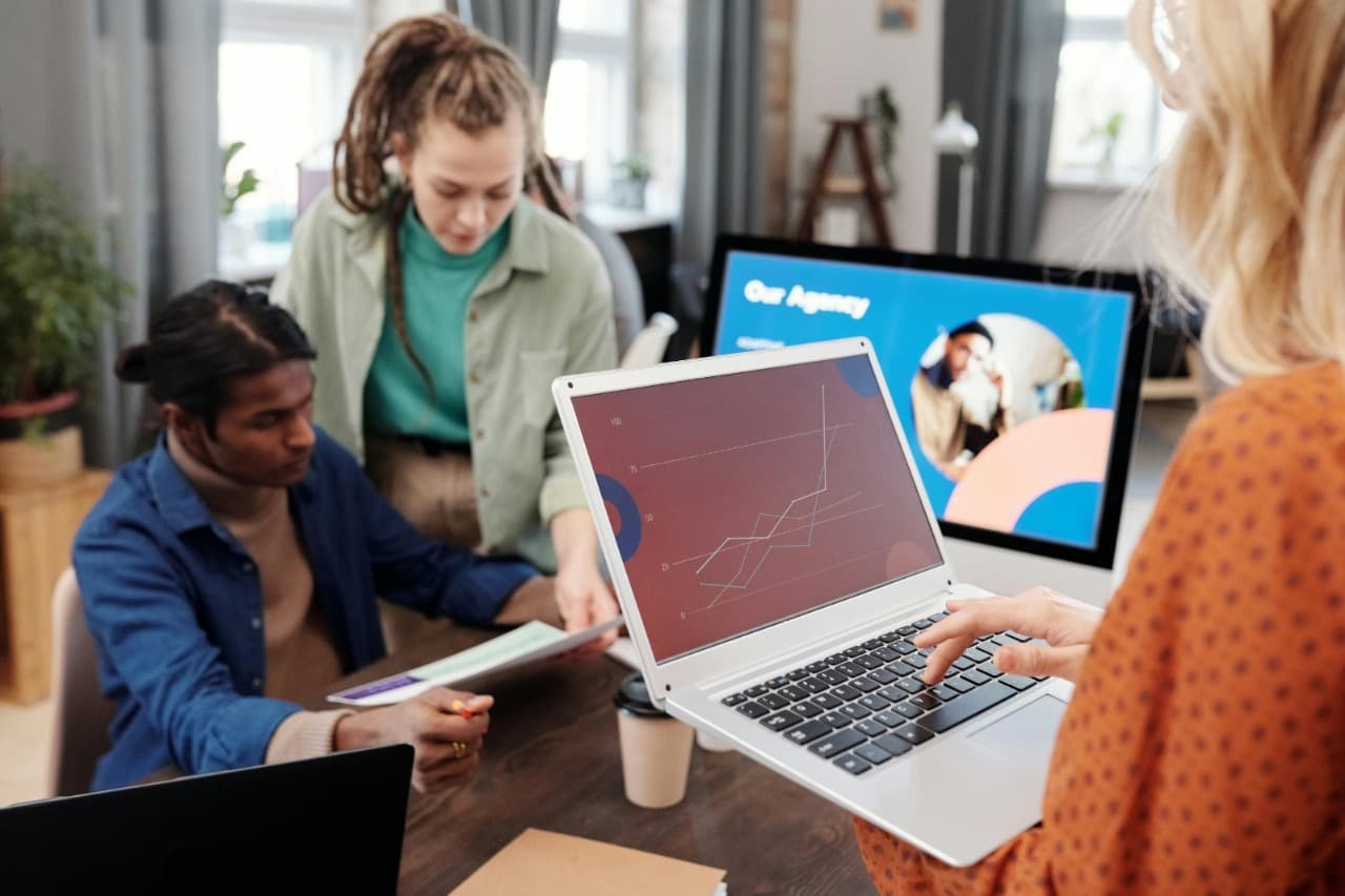 Discover the Benefits of Using an SMM Panel Cheap