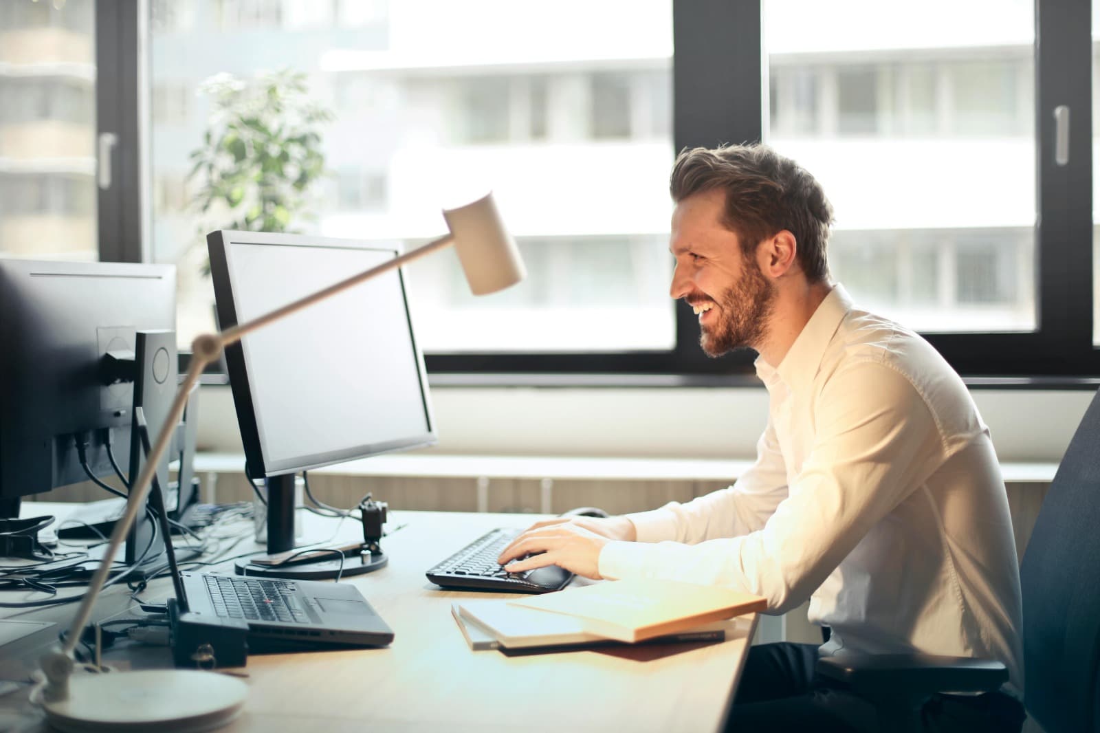 Rent LinkedIn Account for Multi-Client Lead Gen Campaigns