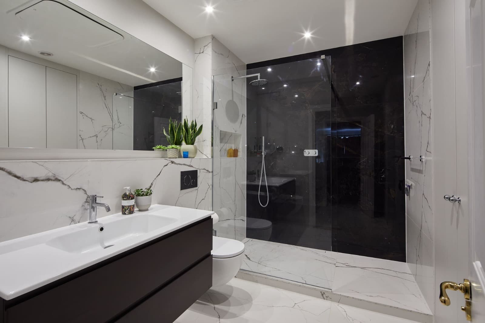 Elegant Showers Australia: Redefining Bathroom Elegance Nationwide