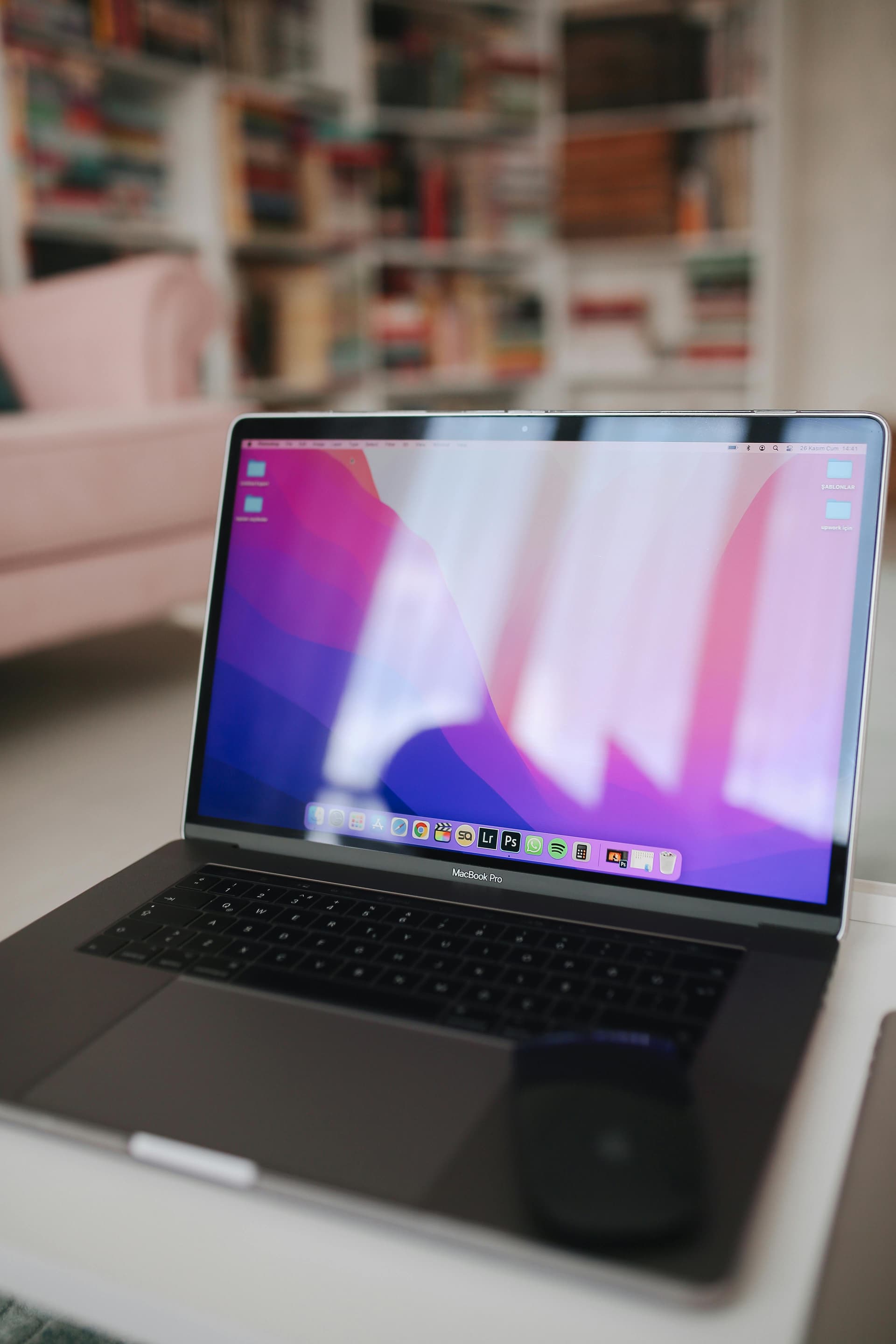 Hubspot Free vs Competitors: What You Need to Know