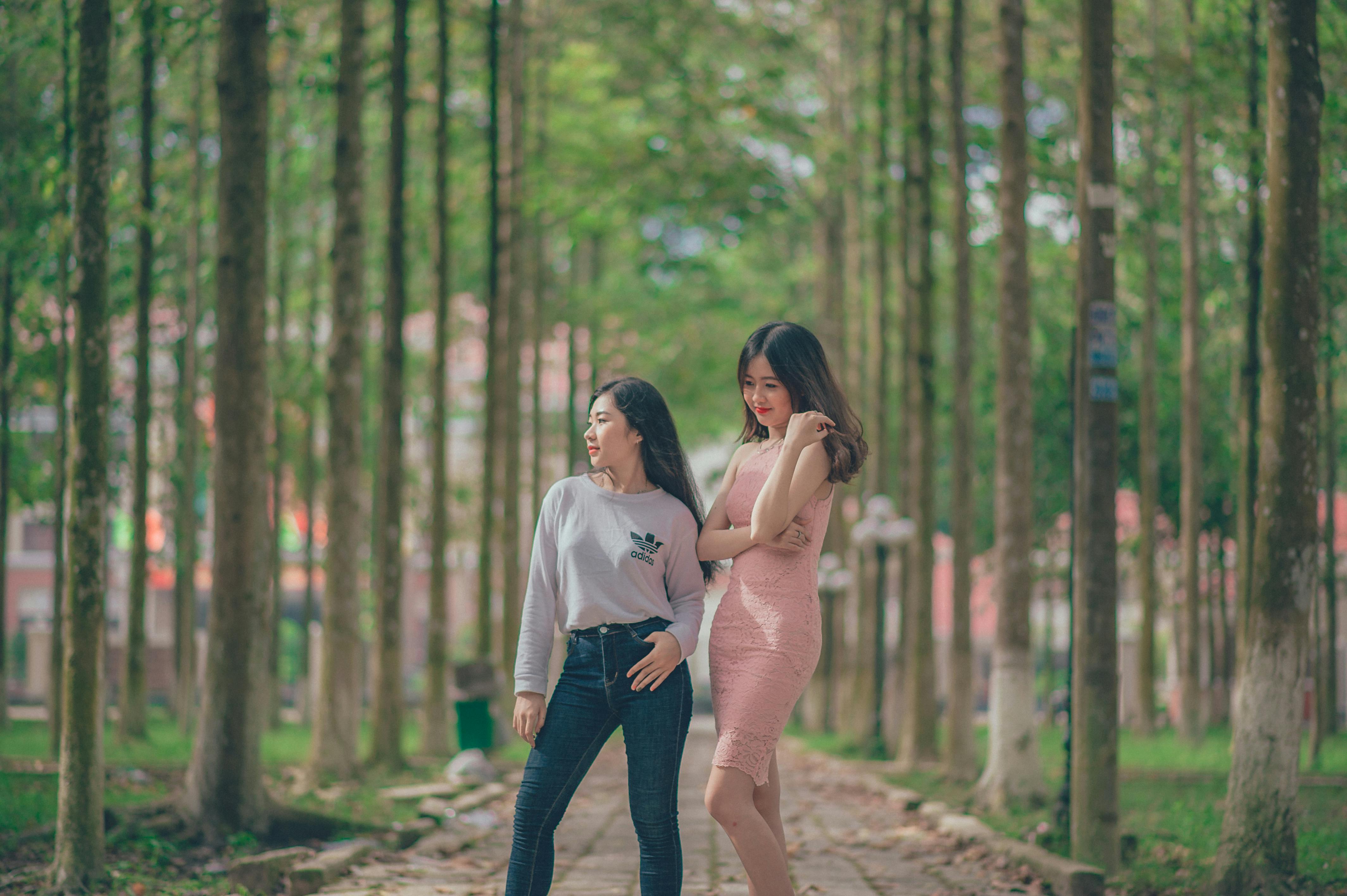 Kleid elegant für selbstbewusste Frauen – Trendkollektion